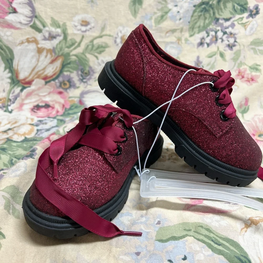 Burgundy velour zipper lace- up shoes
